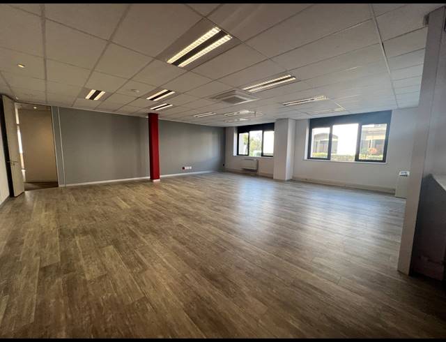 210M² OFFICE TO LET IN ILLOVO